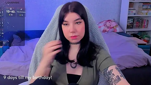 Snapshot of kellyharris chatting on February 19, 11:49 am kellyharris online show from February 19, 11:49 am