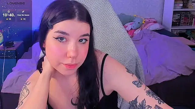 Snapshot of kellyharris chatting on March 1, 6:32 pm kellyharris online show from March 1, 6:32 pm