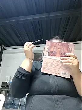 Snapshot of silvia_lane chatting on October 24, 3:47 am silvia lane online show from October 24, 3:47 am