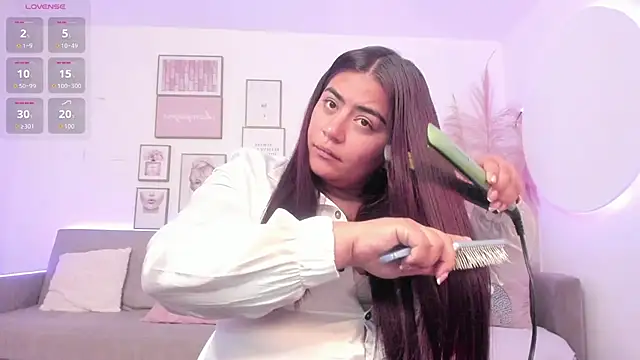 Snapshot of silvia_lane chatting on November 12, 3:40 am silvia lane online show from November 12, 3:40 am