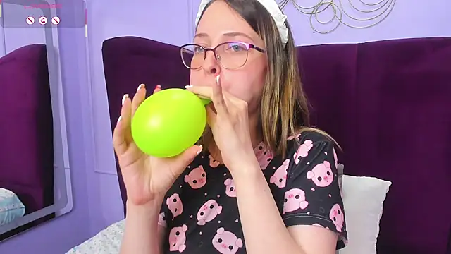 AmbeerWood  online show from March 2, 2:43 pm