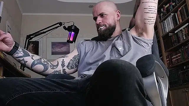 FindomJason online show from April 1, 6:14 am