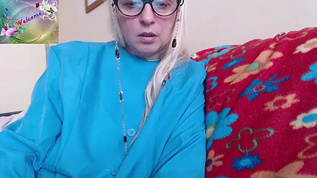 Snapshot of martachatte chatting on September 23, 7:22 am martachatte online show from September 23, 7:22 am