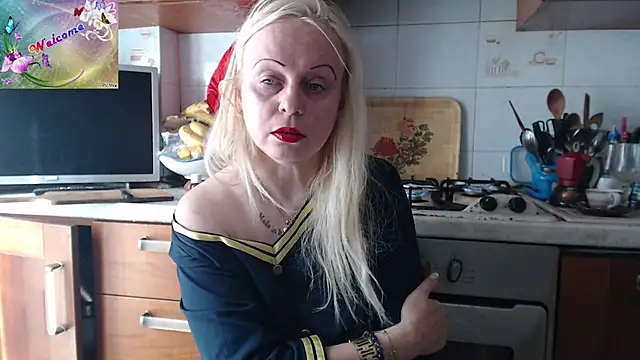 Snapshot of martachatte chatting on October 25, 9:06 am martachatte online show from October 25, 9:06 am