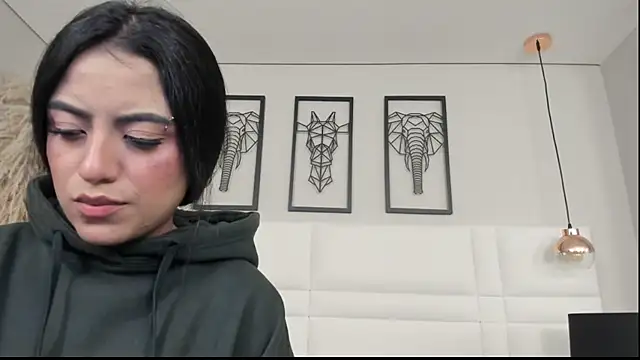 Rebeca jones online show from September 30, 12:10 pm