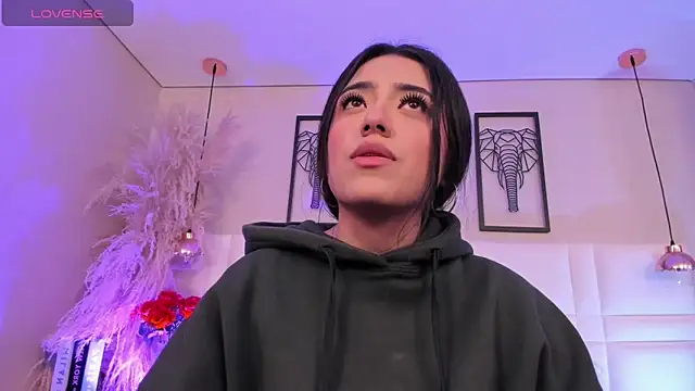 Rebeca jones online show from November 18, 12:20 pm