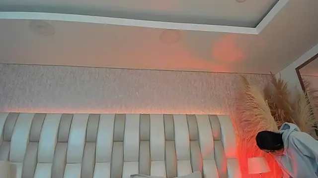 Rebeca jones online show from April 21, 12:11 pm