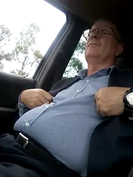 stiffandlubedxh online show from February 3, 2:25 am