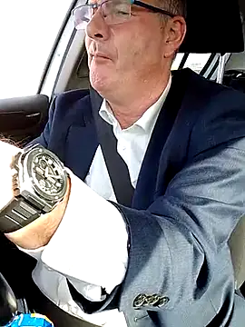 stiffandlubedxh online show from March 6, 6:41 am