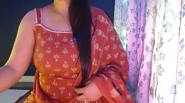 janifer001 online show from December 25, 12:48 am