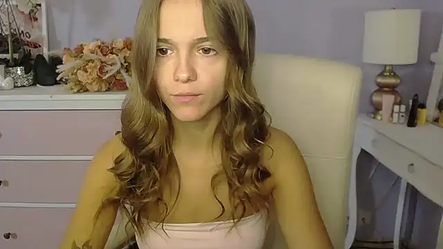 Snapshot of dirtyxEmily chatting on November 15, 7:49 am dirtyxEmily online show from November 15, 7:49 am