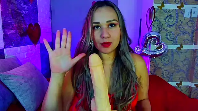 Snapshot of paula_brausin chatting on February 15, 12:48 am paula brausin online show from February 15, 12:48 am