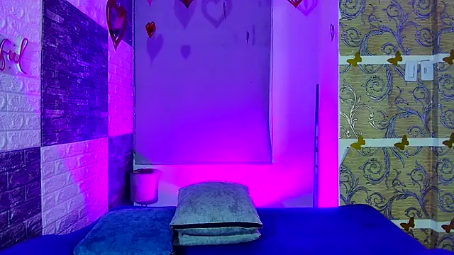 Snapshot of paula_brausin chatting on February 20, 2:29 am paula brausin online show from February 20, 2:29 am