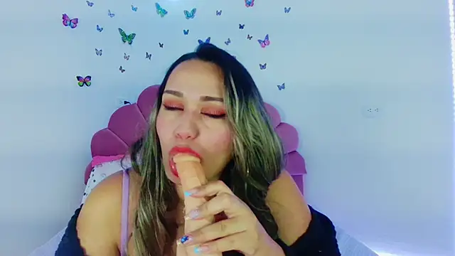 Snapshot of paula_brausin chatting on September 12, 2:22 am paula brausin online show from September 12, 2:22 am