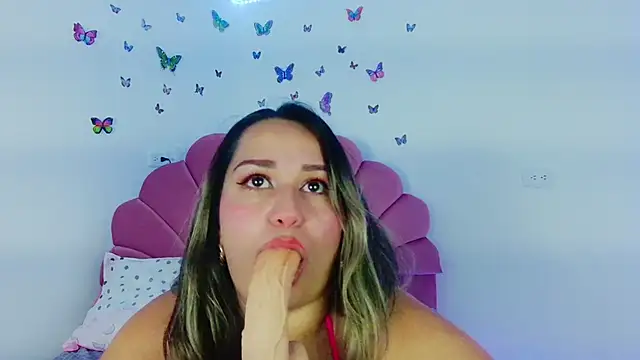 Snapshot of paula_brausin chatting on October 1, 8:48 pm paula brausin online show from October 1, 8:48 pm