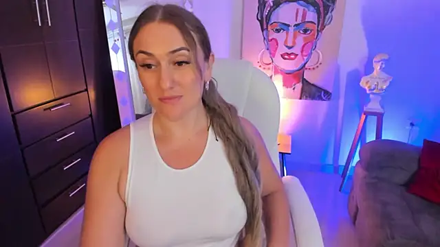 Snapshot of ELA_PS chatting on January 30, 3:29 pm ELA PS online show from January 30, 3:29 pm