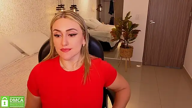 Snapshot of ELA_PS chatting on October 6, 12:13 pm ELA PS online show from October 6, 12:13 pm