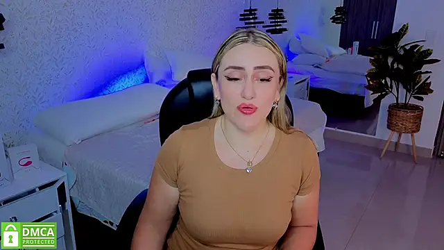 Snapshot of ELA_PS chatting on October 17, 12:08 pm ELA PS online show from October 17, 12:08 pm