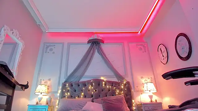 maggietime online show from December 4, 12:52 am