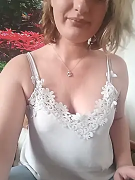 marilynecoquine online show from January 19, 12:53 pm