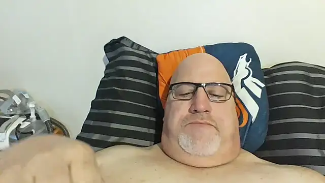 Bigbear0563 online show from March 4, 5:13 pm