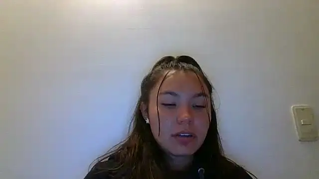 Snapshot of _andygirl chatting on March 13, 3:33 am andygirl online show from March 13, 3:33 am