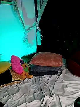 Piafisher1 online show from March 17, 12:57 pm