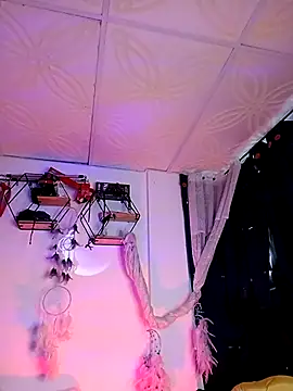 Piafisher1 online show from March 22, 12:57 pm