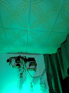 Piafisher1 online show from October 11, 11:14 pm