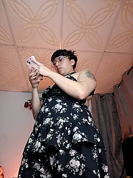 Piafisher1 online show from February 3, 1:15 am