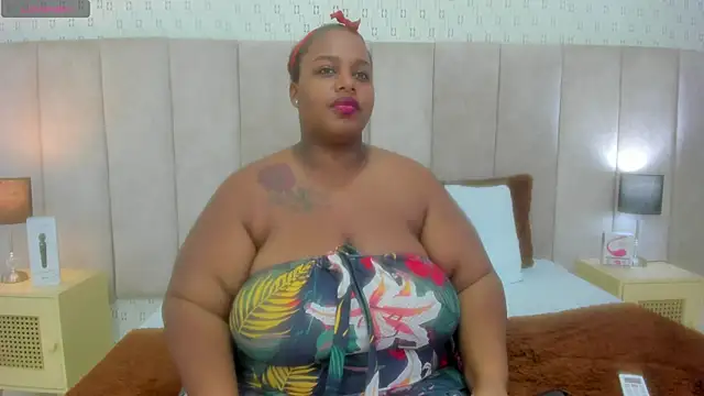 KiaraBrownn online show from February 12, 11:40 am