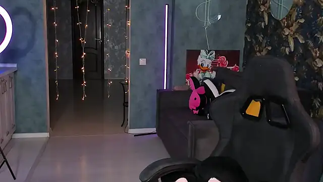 Blckmirrorr online show from September 19, 12:06 pm