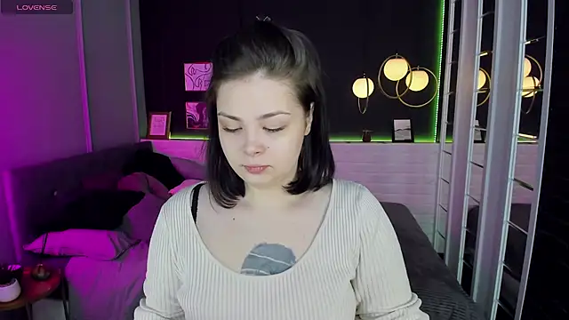 Mayayammy online show from December 7, 6:21 am