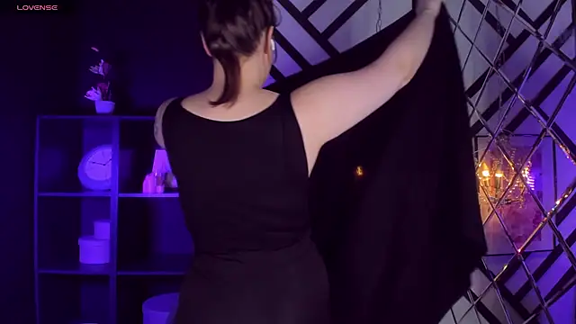 Mayayammy online show from February 20, 7:52 pm