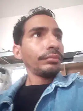 manuel202332 online show from November 26, 5:36 pm