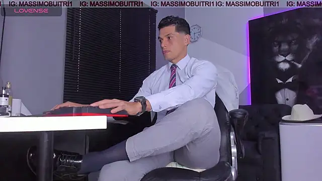 massimo g online show from October 17, 10:34 pm