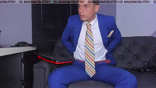 massimo g online show from November 17, 11:05 am