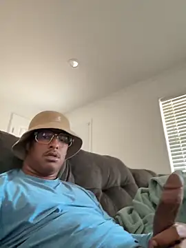 cumwithus1903 online show from March 7, 5:38 pm