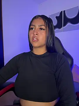 meganjames1 online show from February 7, 1:20 am