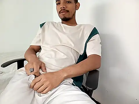 danidiazto2023 online show from March 2, 3:48 pm