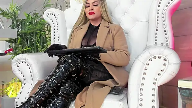 nicollette miller online show from January 22, 6:20 pm