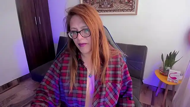 Ivette Shaira online show from September 29, 12:10 pm