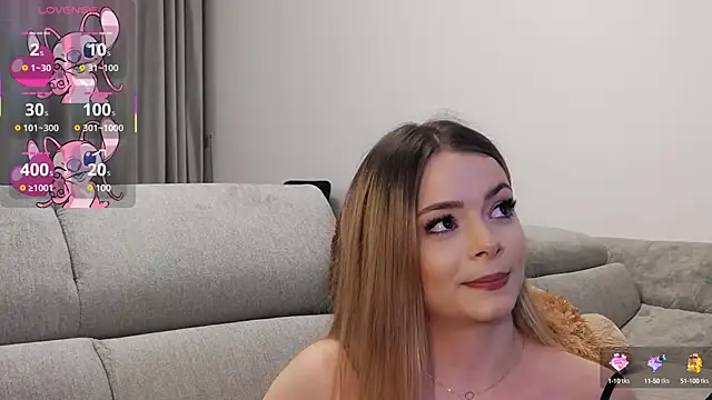 Snapshot of Kailynn_Moenn chatting on March 15, 11:28 pm Kailynn Moenn online show from March 15, 11:28 pm