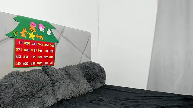 BlueEyesLexy online show from December 2, 7:25 am