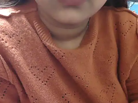 Snapshot of shivi_moto chatting on December 30, 12:20 pm shivi moto online show from December 30, 12:20 pm