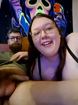 Snapshot of Sexycurvyemilyy chatting on December 9, 11:03 pm Sexycurvyemilyy online show from December 9, 11:03 pm