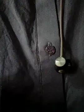 Snapshot of Sexybomb33 chatting on January 25, 7:06 am Sexybomb33 online show from January 25, 7:06 am