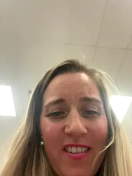 SkyelarSommer online show from December 4, 12:19 am