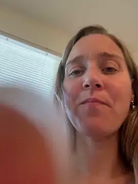 SkyelarSommer online show from September 20, 3:02 pm