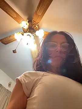 Snapshot of DominiqueX0 chatting on December 14, 4:51 am DominiqueX0 online show from December 14, 4:51 am